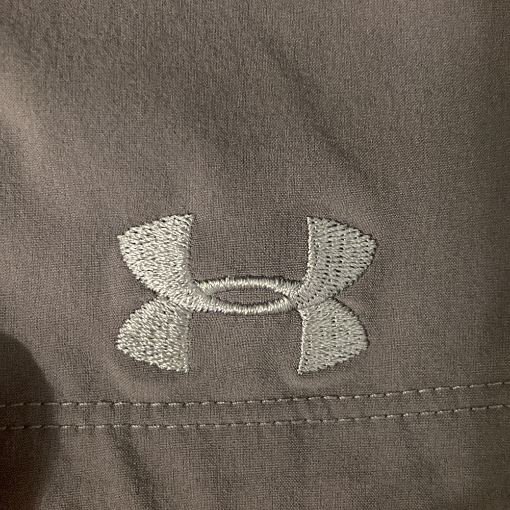 Under Armor Medium Lightweight Jacket - image 4